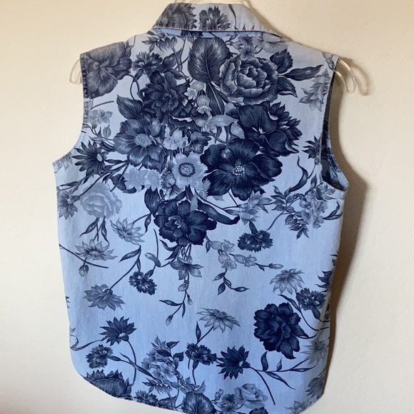 Gloria Vanderbilt top - Picture 3 of 5